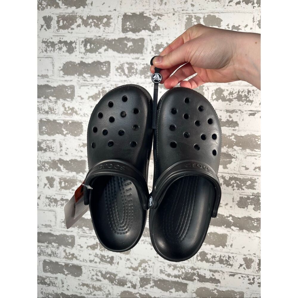 Crocs | nwt unisex black rubber clogs W9 M7